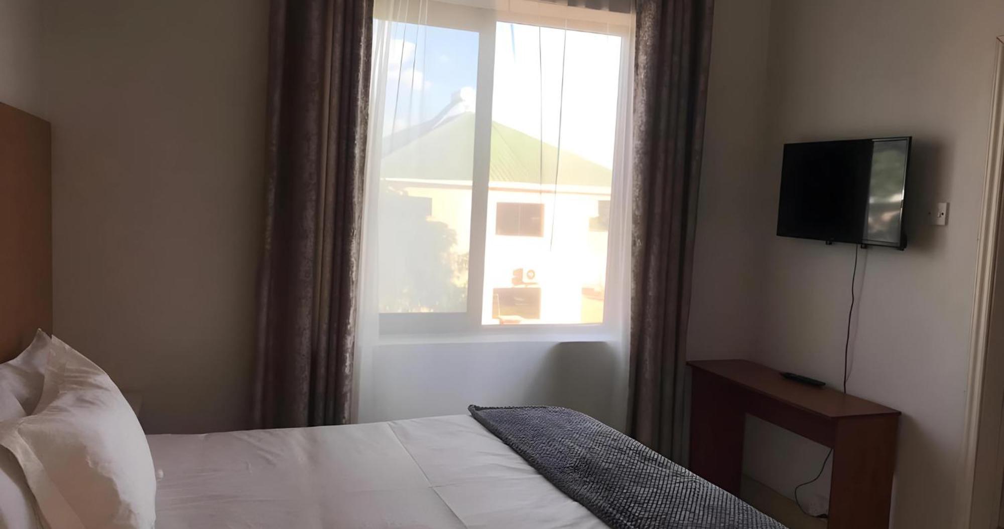 Divine Heights Bed And Breakfast Lilongwe Area 43 מראה חיצוני תמונה